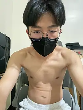Snapshot of Allen20y chatting on 07-11-26, 03:34 Allen20y online show from 07-11-26, 03:34
