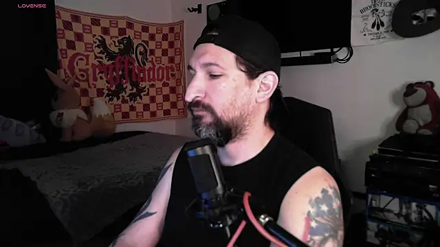 DevilPup75  online show from 01-12-26, 03:02