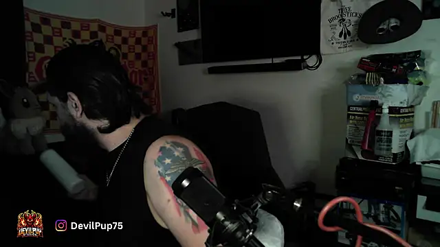 DevilPup75  online show from 04-06-26, 02:18