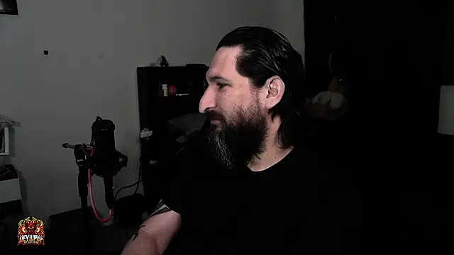 DevilPup75  online show from 04-21-26, 12:56