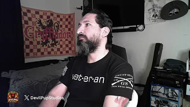 DevilPup75  online show from 02-22-26, 04:37