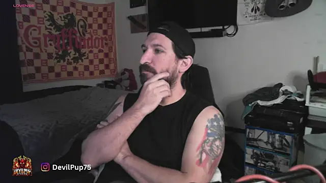 DevilPup75  online show from 02-11-26, 04:23