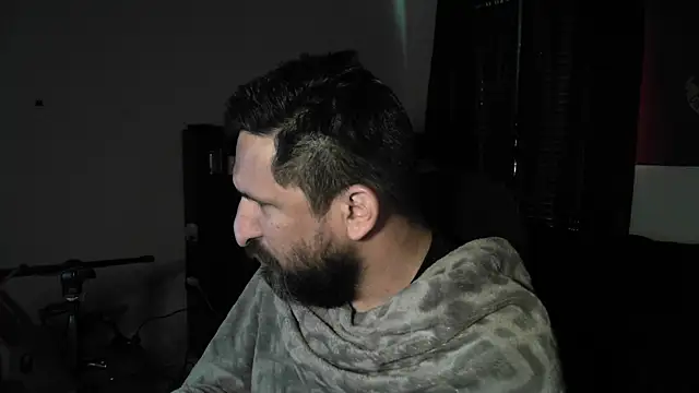 Snapshot of DevilPup75_ chatting on 06-24-26, 06:17 DevilPup75 online show from 06-24-26, 06:17