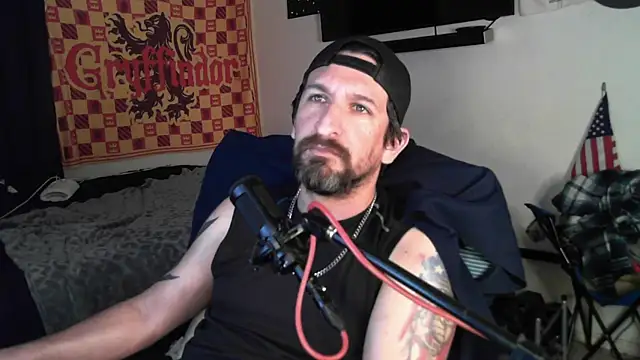 DevilPup75  online show from 10-11-25, 12:39
