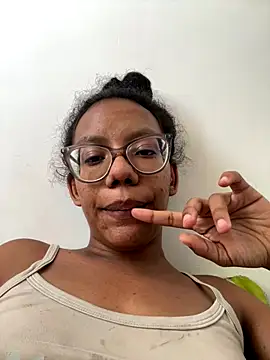 Valen1800 online show from 12-04-25, 06:51