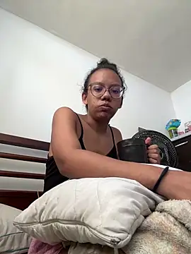 Valen1800 online show from 03-29-26, 06:09