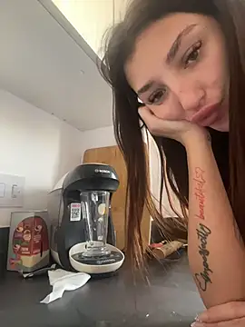 naughtybella05 online show from 12-15-25, 08:53