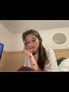naughtybella05 online show from 01-10-26, 04:13