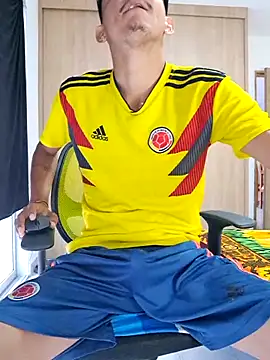 skinny23cm online show from 03-17-25, 12:04