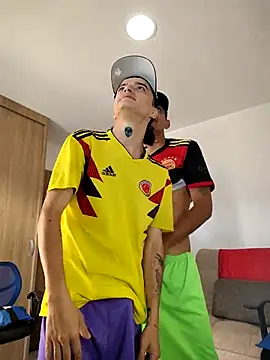 skinny23cm online show from 09-22-25, 09:21