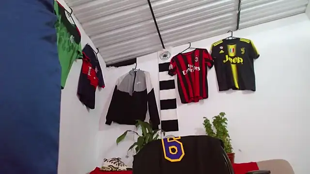 skinny23cm online show from 03-01-26, 02:17