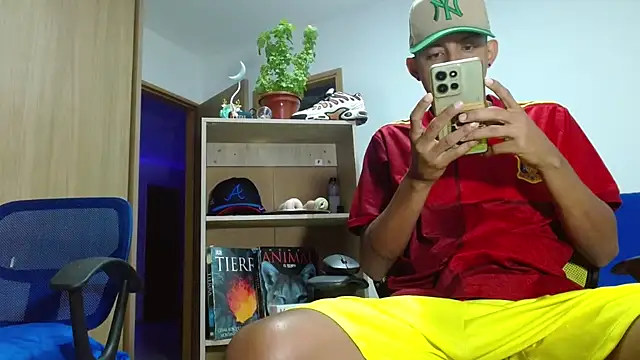 skinny23cm online show from 10-30-25, 09:40