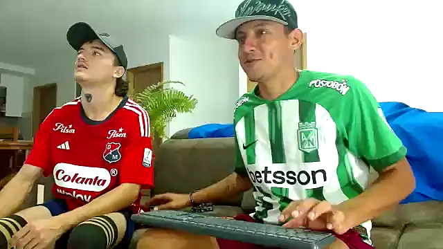 skinny23cm online show from 02-04-25, 12:44