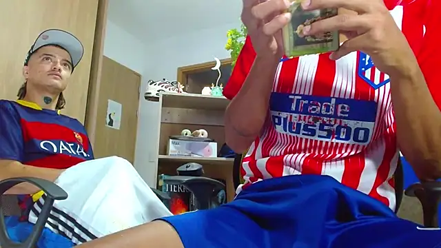 skinny23cm online show from 10-28-25, 03:44