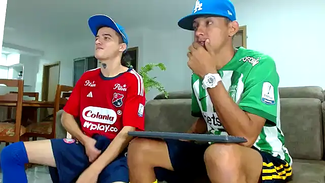 skinny23cm online show from 03-07-25, 09:29