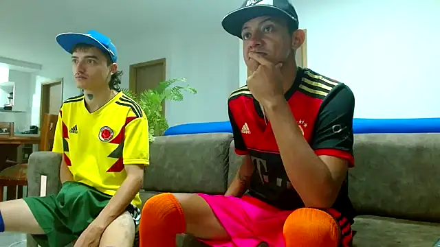 skinny23cm online show from 02-02-25, 09:40