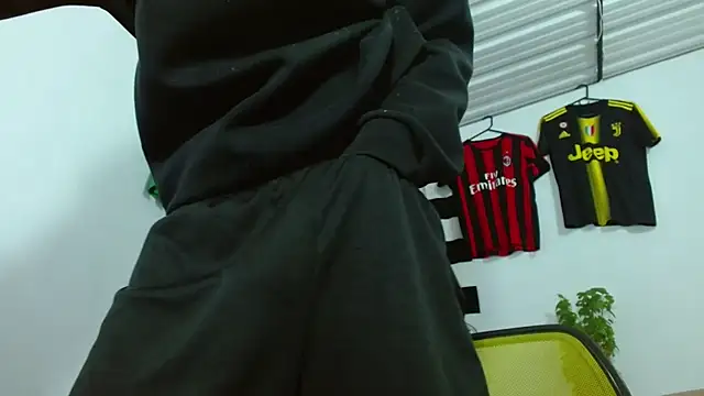 skinny23cm online show from 02-22-26, 07:00