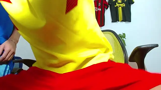 skinny23cm online show from 02-23-26, 07:47