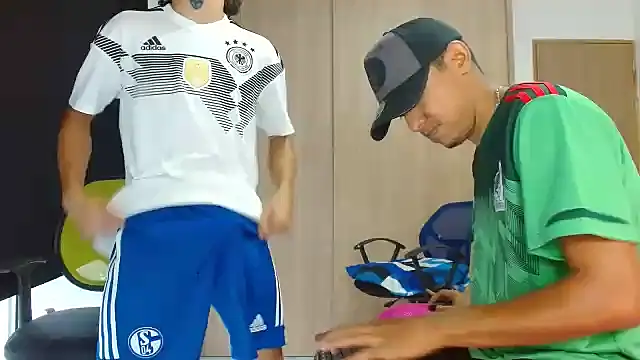 skinny23cm online show from 02-05-25, 12:06