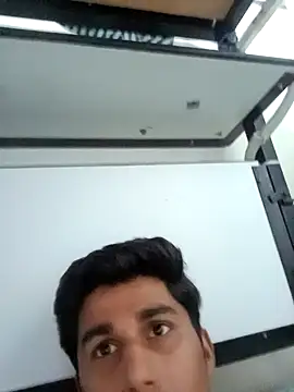 Snapshot of HarryChoudhary21 chatting on 11-12-25, 12:31 HarryChoudhary21 online show from 11-12-25, 12:31