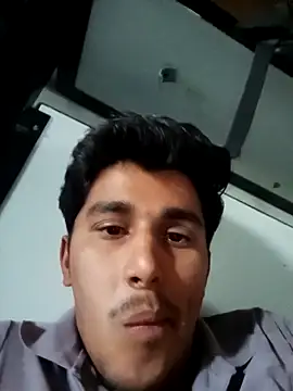 Snapshot of HarryChoudhary21 chatting on 11-15-25, 06:06 HarryChoudhary21 online show from 11-15-25, 06:06