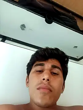 Snapshot of HarryChoudhary21 chatting on 10-05-25, 11:56 HarryChoudhary21 online show from 10-05-25, 11:56