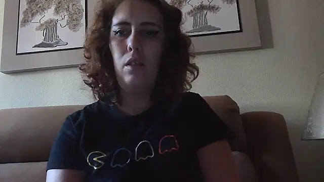 laxinna123 online show from 10-20-25, 08:26