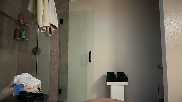 DERTYLAY online show from 11-06-25, 11:42