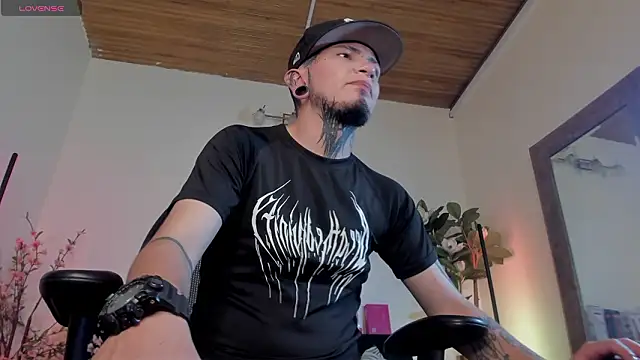 tyler jones  online show from 02-01-26, 05:06