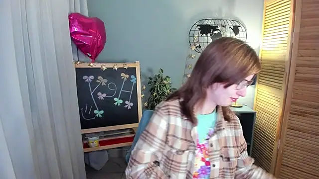 Madelaineses online show from 11-06-25, 09:13