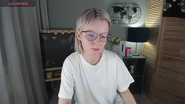 Madelaineses online show from 01-13-26, 09:35