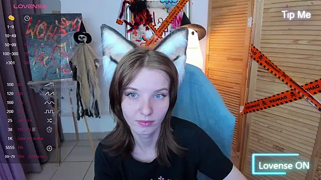 Madelaineses online show from 10-31-25, 11:40