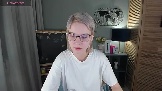 Madelaineses online show from 01-14-26, 11:03