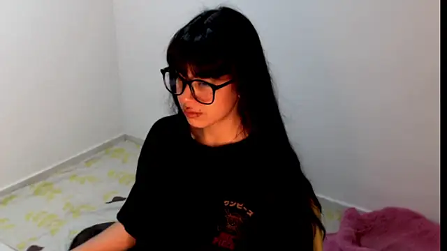 Snapshot of meganmiauu chatting on 05-14-26, 10:56 meganmiauu online show from 05-14-26, 10:56