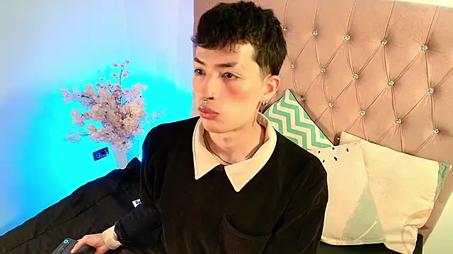 OzorioDany online show from 12-20-25, 04:04