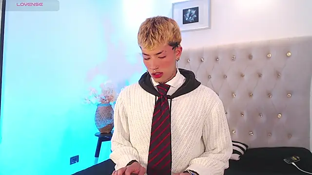 OzorioDany online show from 09-26-25, 03:46