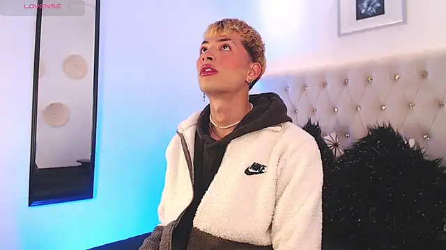 OzorioDany online show from 09-24-25, 03:35