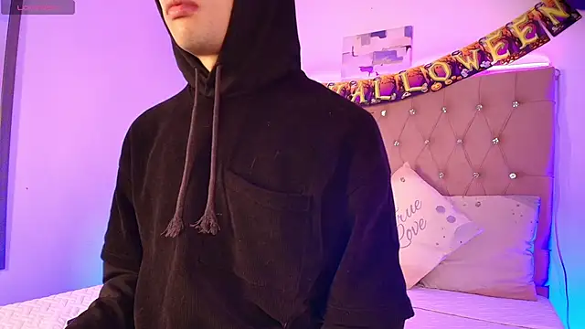 OzorioDany online show from 10-21-25, 03:28