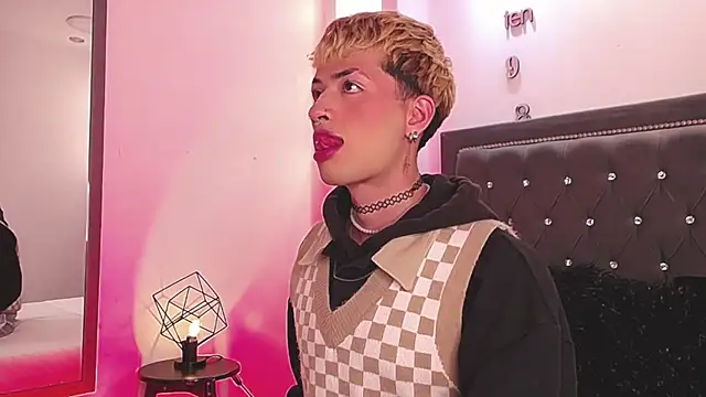 OzorioDany online show from 10-01-25, 03:55