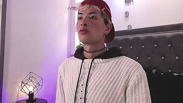 OzorioDany online show from 09-15-25, 04:02