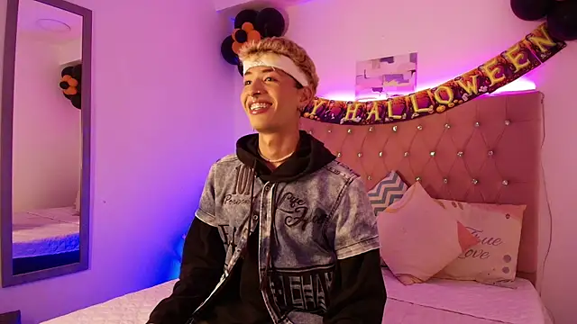 OzorioDany online show from 10-15-25, 03:38