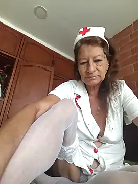 MaryeLunna online show from 11-17-25, 01:15