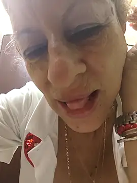 MaryeLunna online show from 11-13-25, 11:47