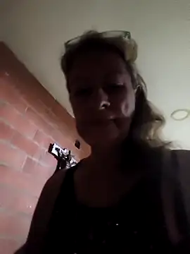 Snapshot of MaryeLunna chatting on 05-11-26, 11:11 MaryeLunna online show from 05-11-26, 11:11