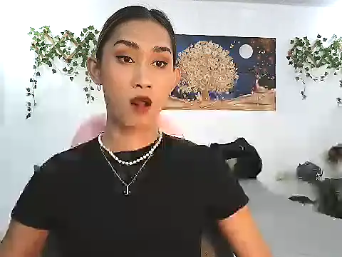 Snapshot of youarea_dreamer chatting on 12-22-25, 07:14 youarea dreamer online show from 12-22-25, 07:14