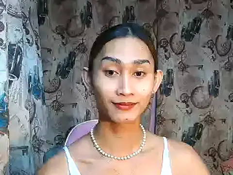 Snapshot of youarea_dreamer chatting on 12-19-25, 07:27 youarea dreamer online show from 12-19-25, 07:27