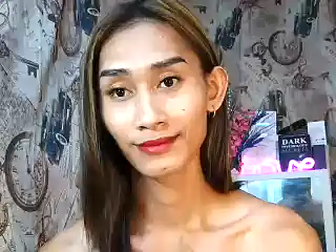 Snapshot of youarea_dreamer chatting on 10-27-25, 03:13 youarea dreamer online show from 10-27-25, 03:13