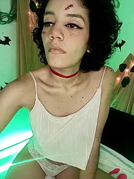 Snapshot of ancesstral_angel chatting on 10-20-25, 12:13 ancesstral angel online show from 10-20-25, 12:13