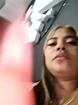 EmilyDuran  online show from 10-26-25, 12:11