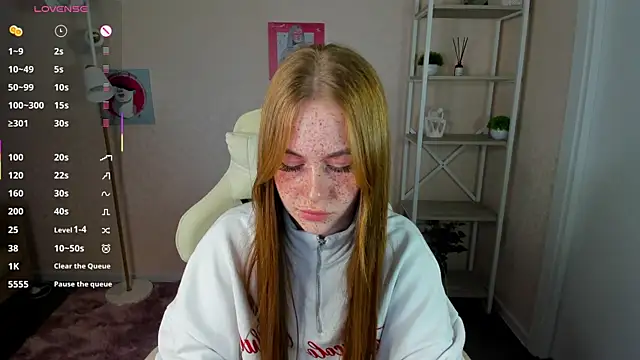 Roxy Sunnny online show from 10-05-25, 09:22